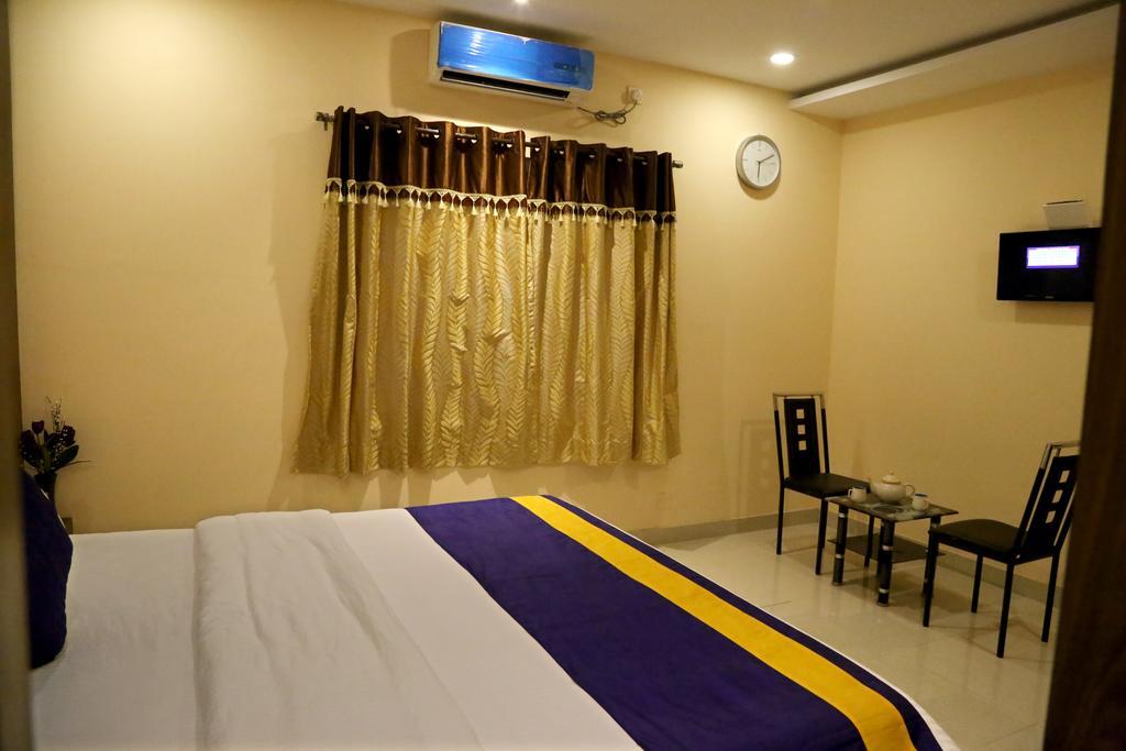 Oyo 460 Hotel Ivory Residency Калькутта Экстерьер фото