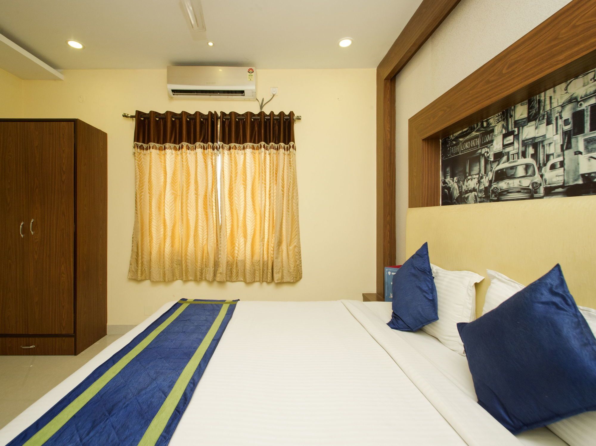 Oyo 460 Hotel Ivory Residency Калькутта Экстерьер фото